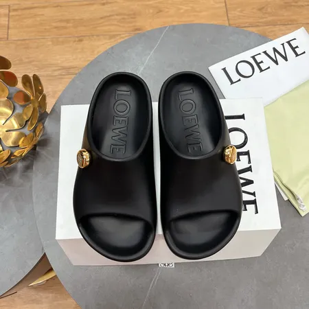 ロエベ スリッパ