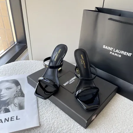 イブサンローラン サンダル