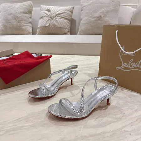 クリスチャン・ルブタン サンダル