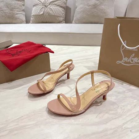 クリスチャン・ルブタン サンダル