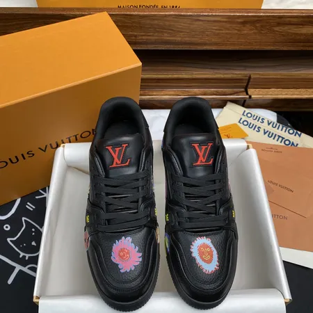 ルイヴィトン カジュアルシューズ