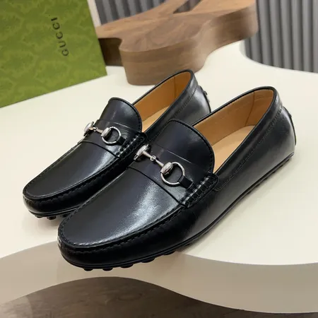 グッチ ビジネスシューズ