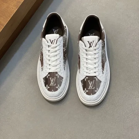 ルイヴィトン カジュアルシューズ