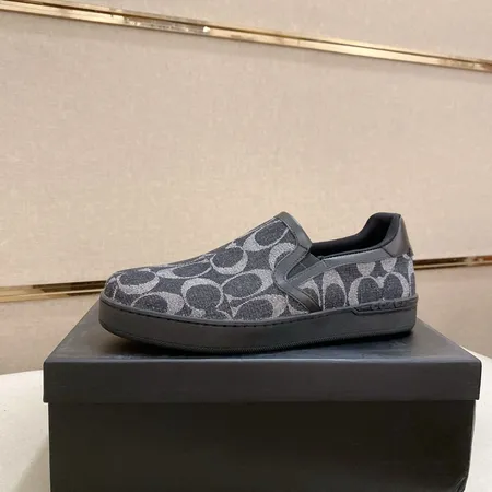 コーチ カジュアルシューズ