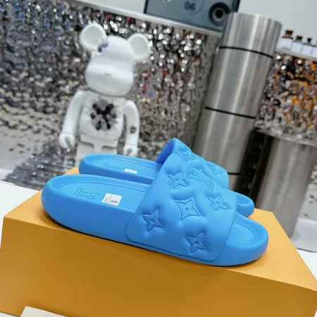 ルイヴィトン スリッパ