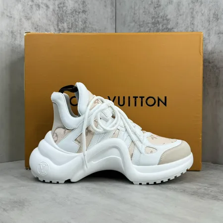 ルイヴィトン スニーカー