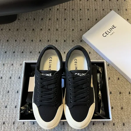 セリーヌ カジュアルシューズ
