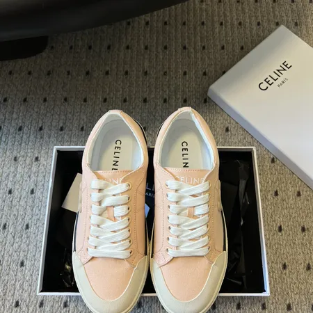 セリーヌ カジュアルシューズ