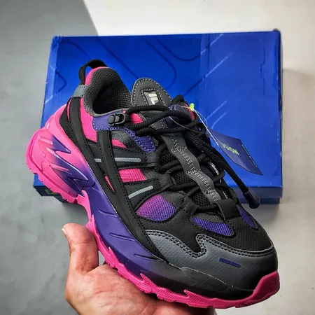 フィラ スニーカー