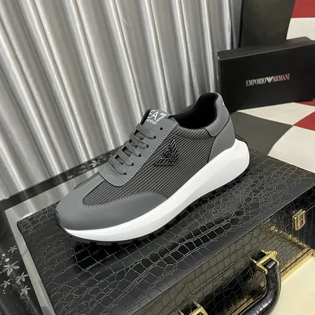 アルマーニ スニーカー