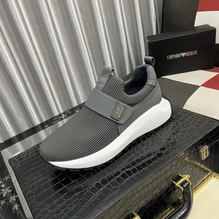 アルマーニ スニーカー