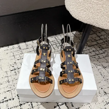 セリーヌ サンダル