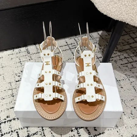 セリーヌ サンダル