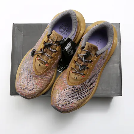 ストーンアイランド スニーカー