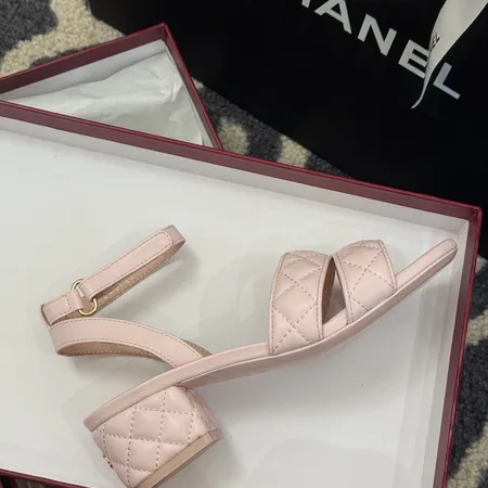 シャネル サンダル