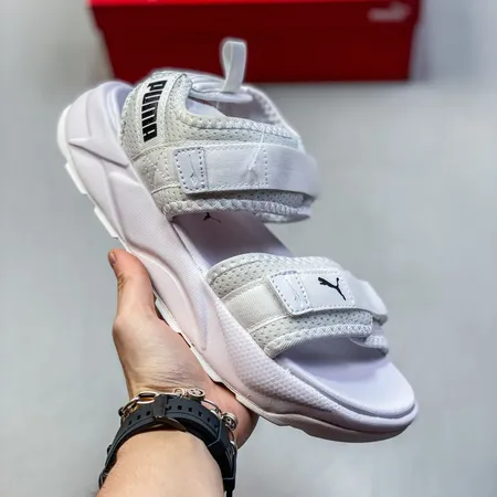 プーマ サンダル