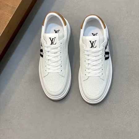 ルイヴィトン カジュアルシューズ
