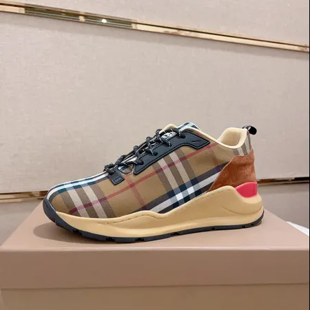 バーバリー ス スニーカー