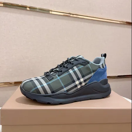 バーバリー ス スニーカー