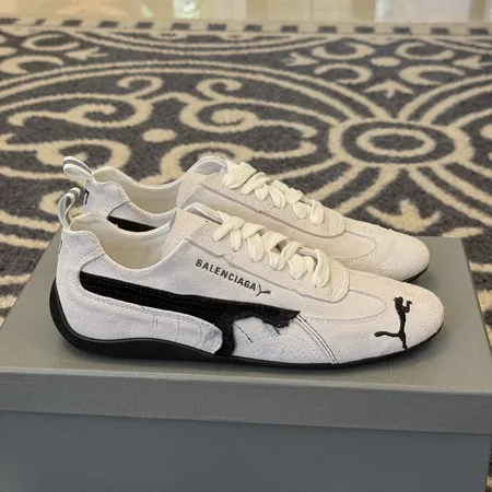 プーマ カジュアルシューズ