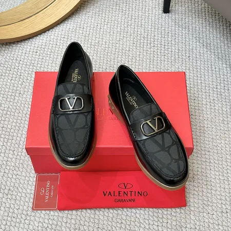 ヴァレンティノ ビジネスシューズ