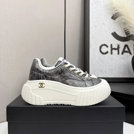 シャネル スニーカー