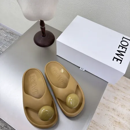 ロエベ スリッパ