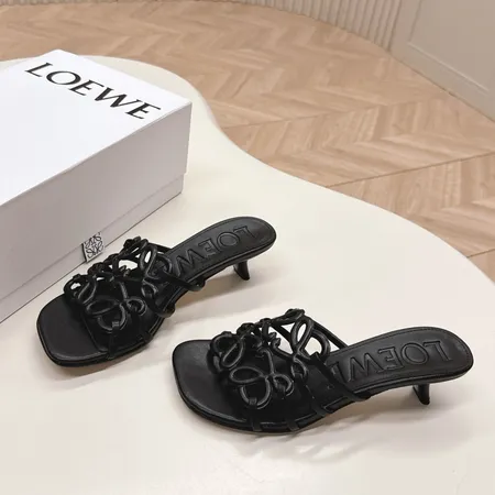 ロエベ サンダル