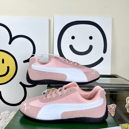 プーマ カジュアルシューズ