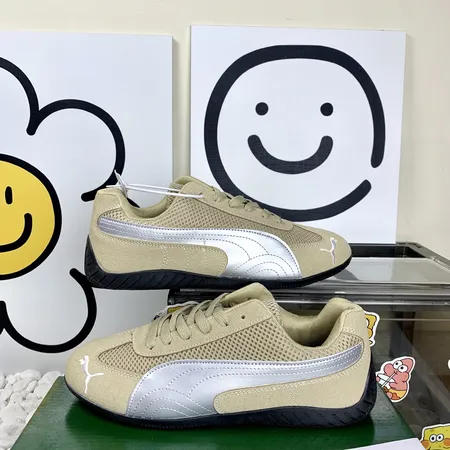 プーマ カジュアルシューズ