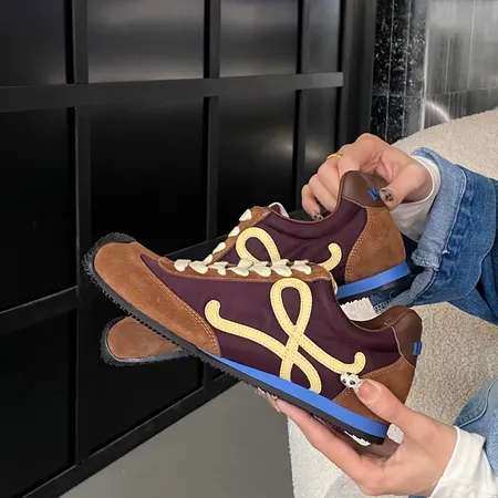 ロエベ カジュアルシューズ