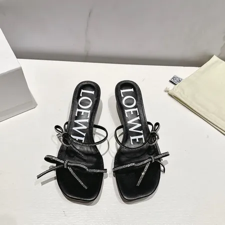 ロエベ スリッパ