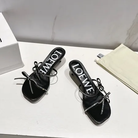 ロエベ スリッパ