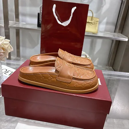 グッチ スリッパ