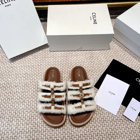 セリーヌ スリッパ