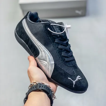 プーマ カジュアルシューズ