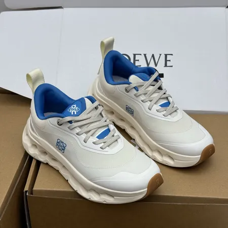 ロエベ スニーカー