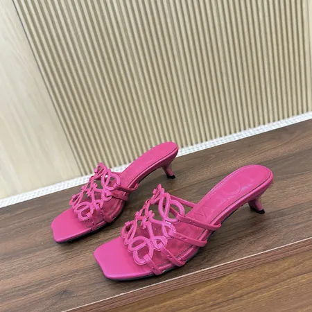 ロエベ スリッパ