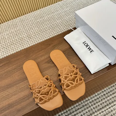 ロエベ スリッパ