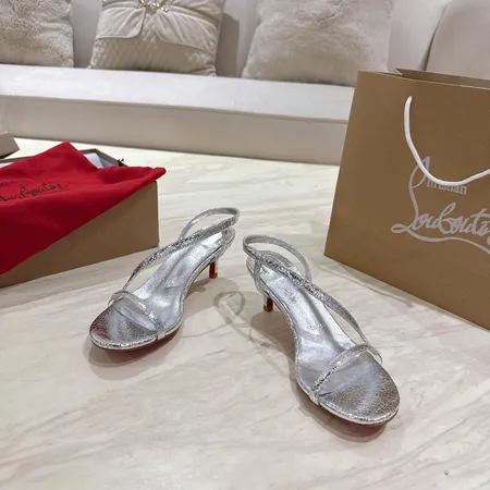 クリスチャン・ルブタン サンダル