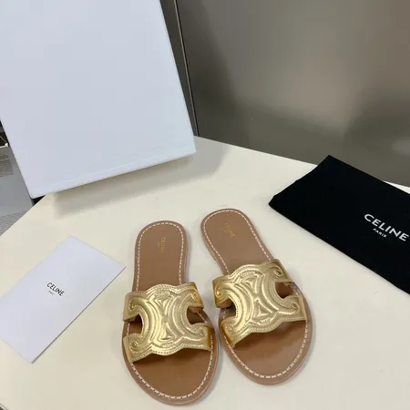 セリーヌ スリッパ