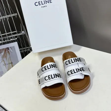 セリーヌ スリッパ