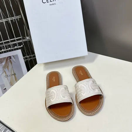 セリーヌ スリッパ
