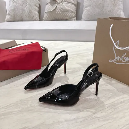 クリスチャン・ルブタン サンダル