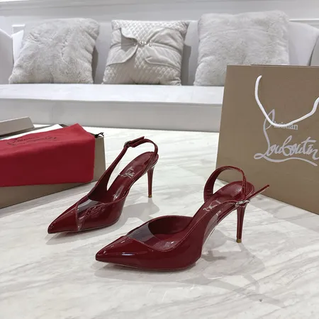 クリスチャン・ルブタン サンダル