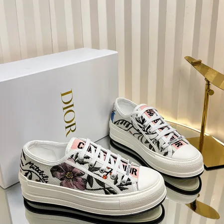 ディオール カジュアルシューズ