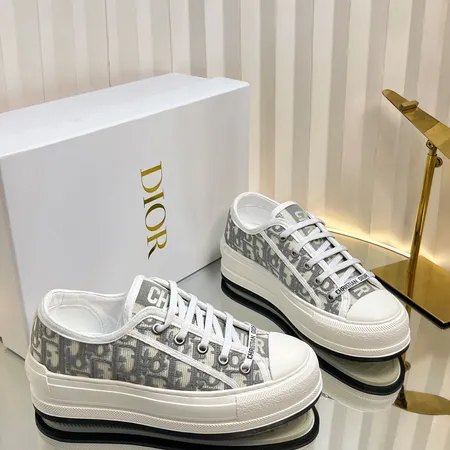 ディオール カジュアルシューズ