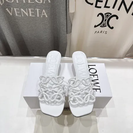 ロエベ スリッパ