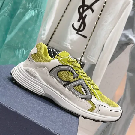 ディオール スニーカー