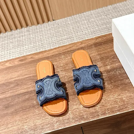 セリーヌ スリッパ